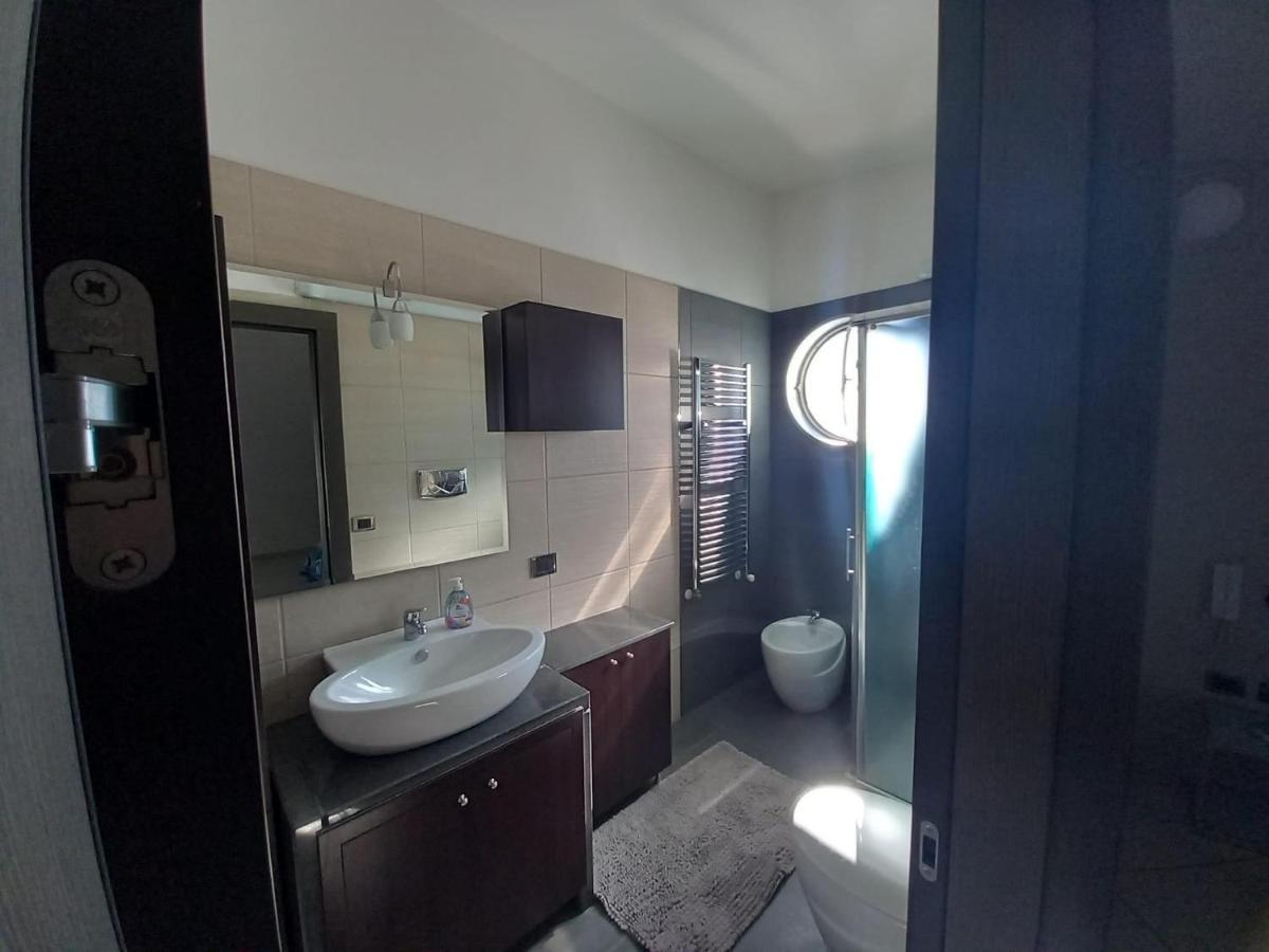 Casa Vacanza Lareggia Con Garage San Prisco Экстерьер фото