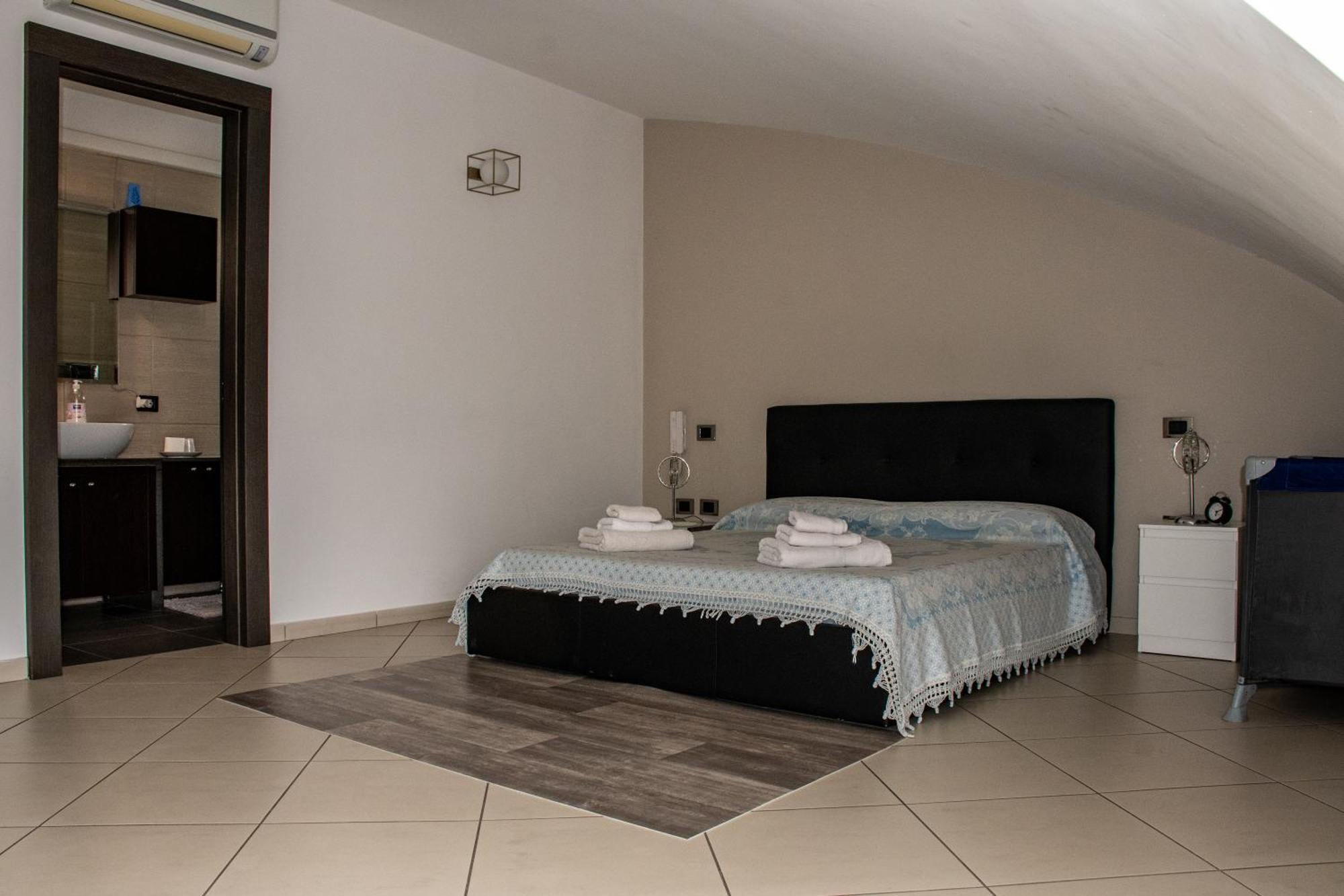 Casa Vacanza Lareggia Con Garage San Prisco Экстерьер фото